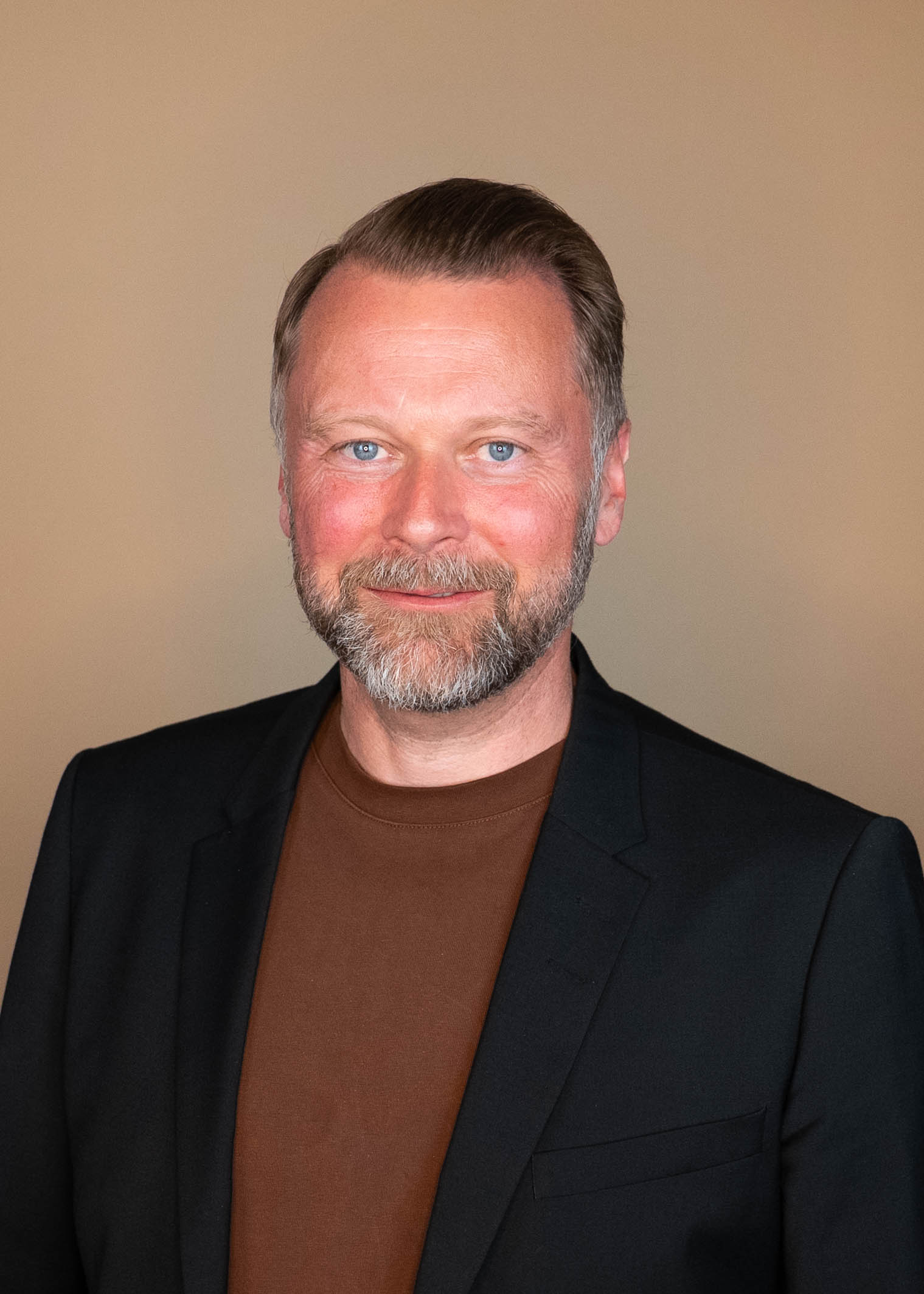 Lasse Rich Henningsen